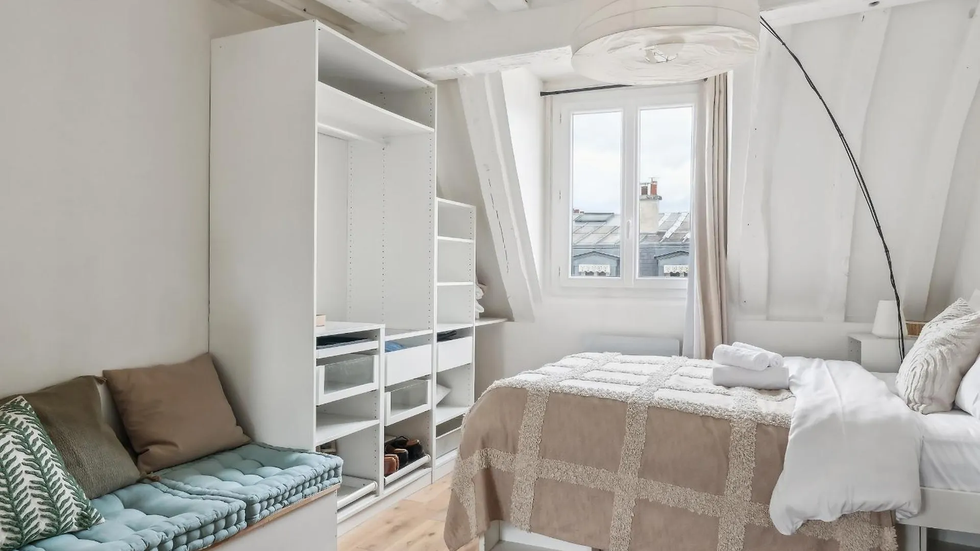 Le Louvre & Notre-dame - Cityapartmentstay Apartment